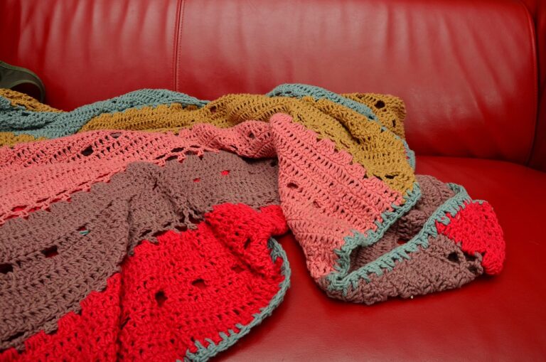 crochet blanket, sofa, couch, ceiling, handwork, to sit, comfortable, multicoloured, red, colorful, quitting time, relax, seating area, crochet blanket, crochet blanket, ceiling, ceiling, ceiling, ceiling, ceiling